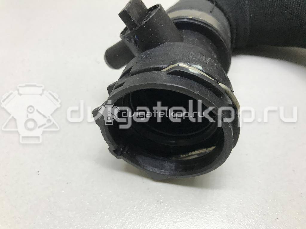 Фото Патрубок радиатора  8k0121055b для audi A4 [B8] {forloop.counter}}