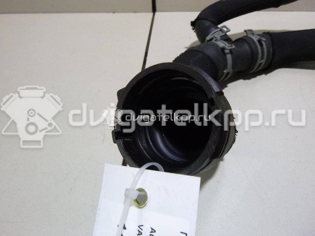 Фото Патрубок радиатора  8K0121055N для Audi A5 / A4 {forloop.counter}}