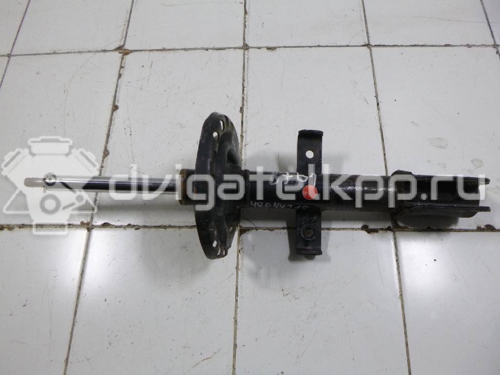 Фото Амортизатор передний  543020457R для Renault Captur J5 {forloop.counter}}