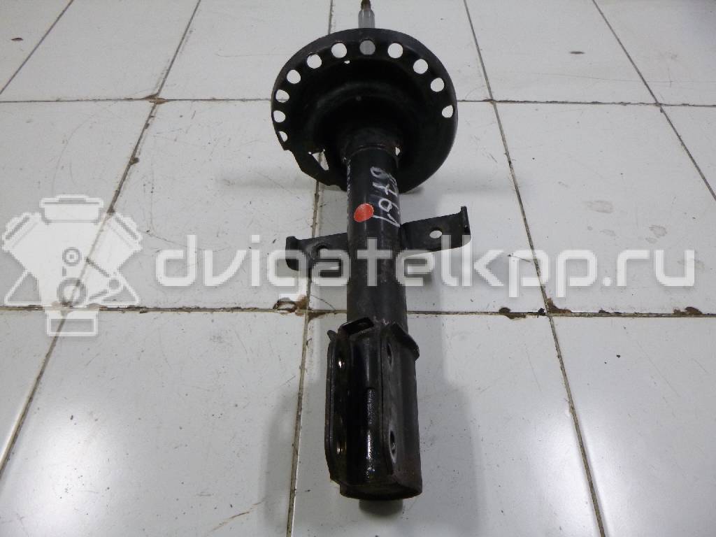 Фото Амортизатор передний  543020457R для Renault Captur J5 {forloop.counter}}