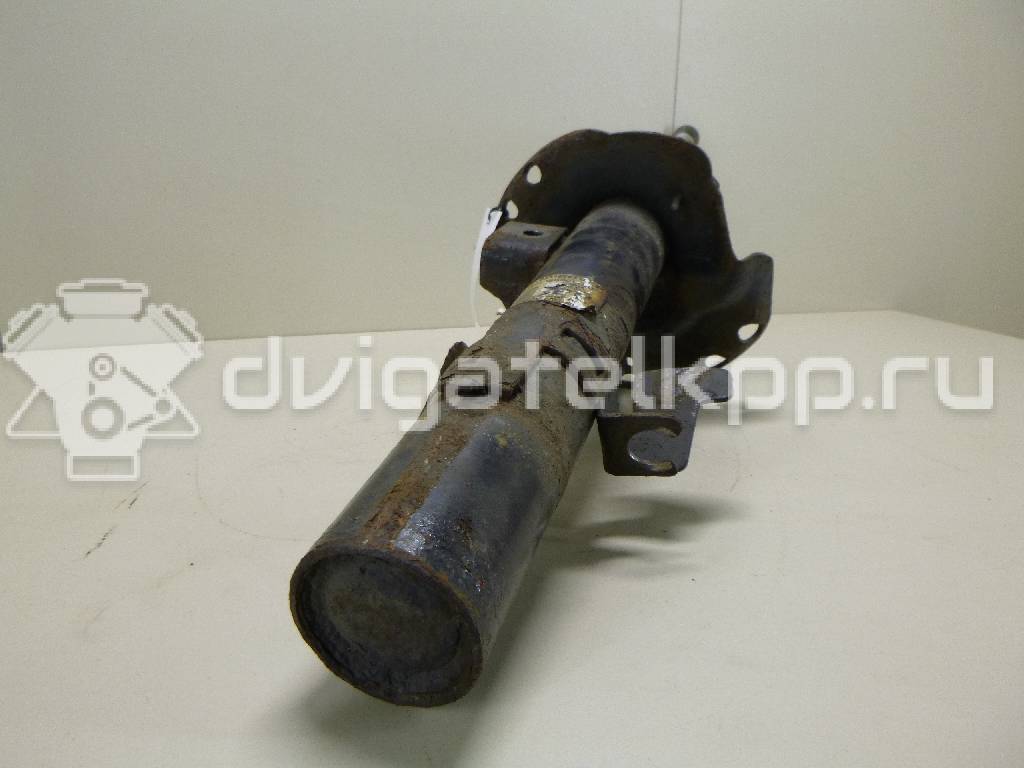 Фото Амортизатор передний левый  LR001141 для Land Rover Freelander {forloop.counter}}