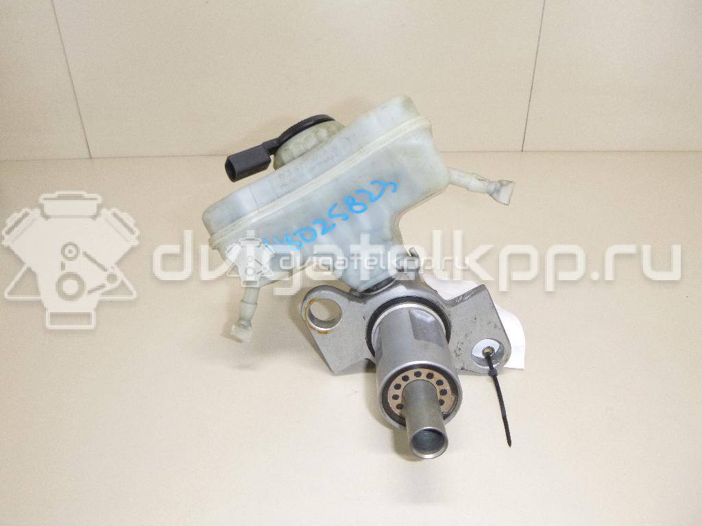 Фото Цилиндр тормозной главный  8K0611021A для Audi A5 / A4 / Q5 {forloop.counter}}