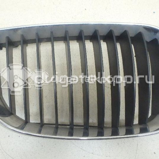 Фото Решетка радиатора правая  51137077130 для Bmw 1