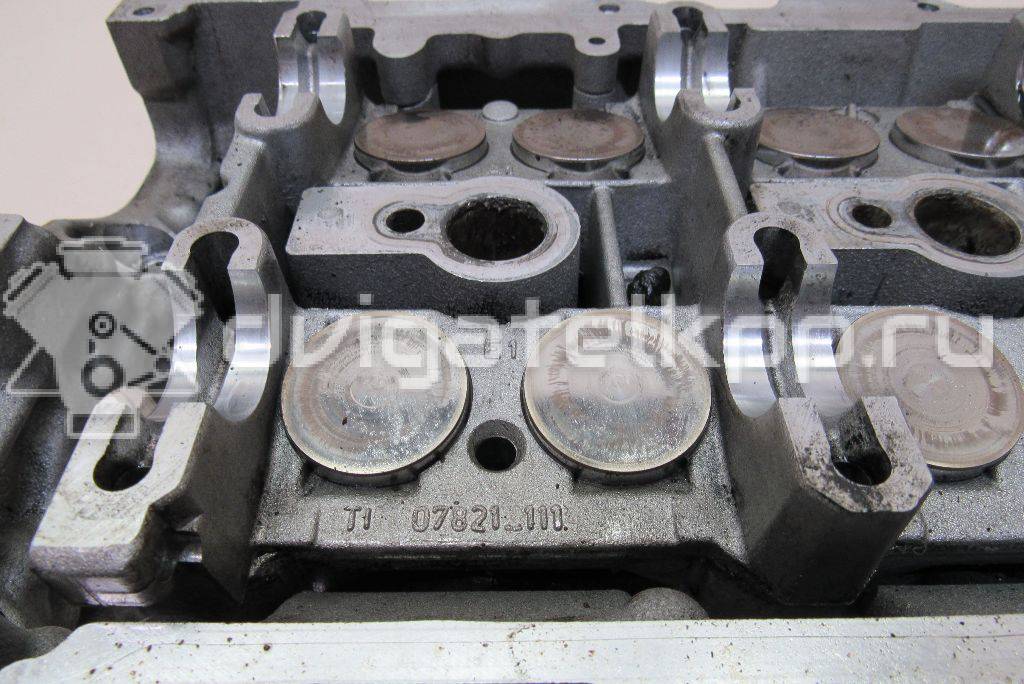 Фото Головка блока для двигателя OM 613.961 (OM613 LA) для Mercedes-Benz E-Class 197 л.с 24V 3.2 л Дизельное топливо {forloop.counter}}