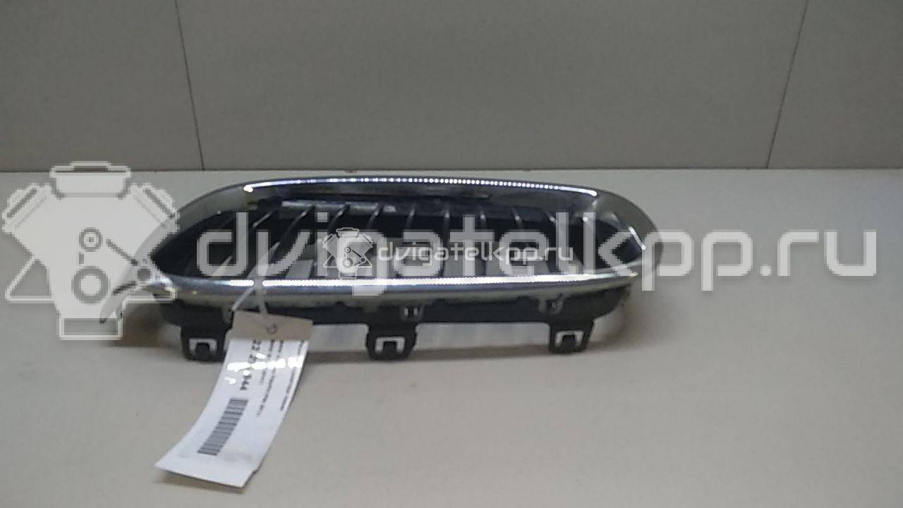 Фото Решетка радиатора левая  51137255411 для Bmw 3 {forloop.counter}}