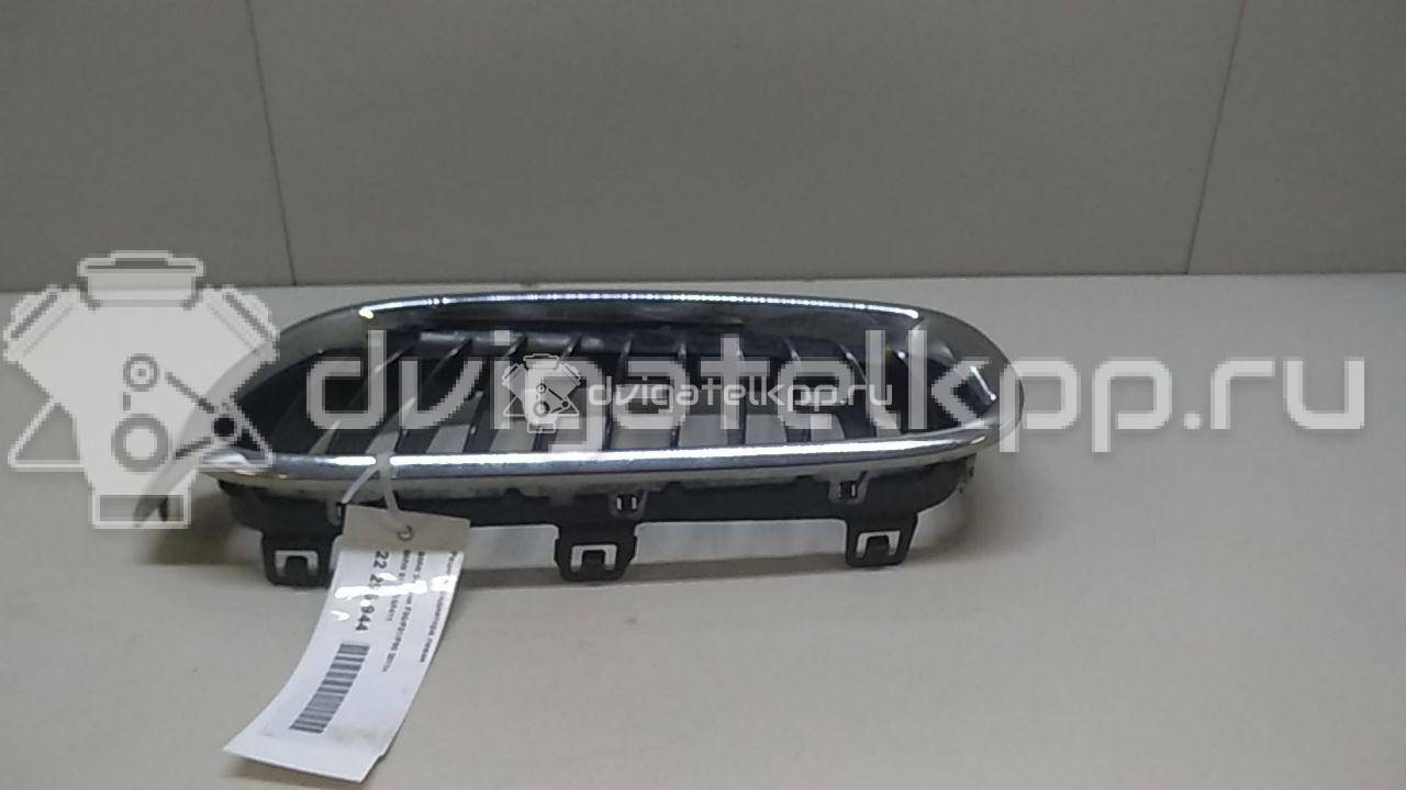 Фото Решетка радиатора левая  51137255411 для Bmw 3 {forloop.counter}}