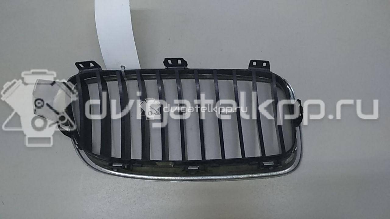Фото Решетка радиатора левая  51137255411 для Bmw 3 {forloop.counter}}
