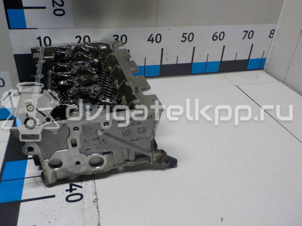 Фото Головка блока для двигателя CWVA для Volkswagen / Skoda / Seat 110 л.с 16V 1.6 л бензин 04E103065H {forloop.counter}}