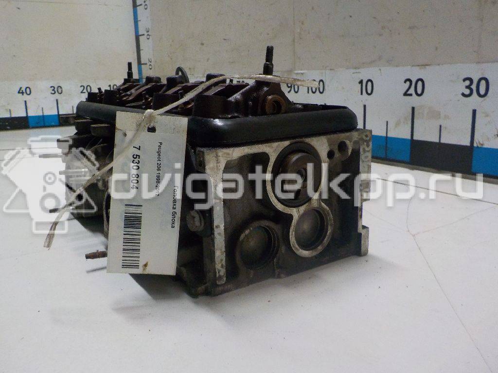 Фото Головка блока для двигателя NFZ (TU5JP) для Peugeot / Citroen 88-90 л.с 8V 1.6 л бензин {forloop.counter}}