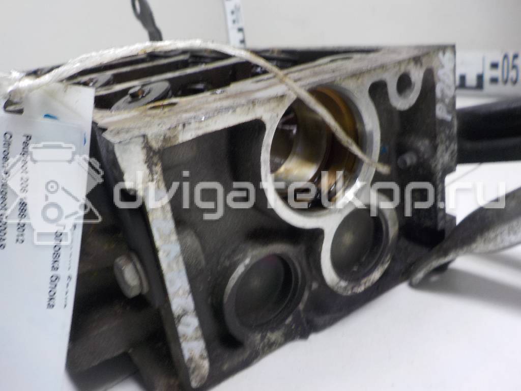 Фото Головка блока для двигателя KFX (TU3JP) для Peugeot / Citroen 67-75 л.с 8V 1.4 л бензин 0200AR {forloop.counter}}