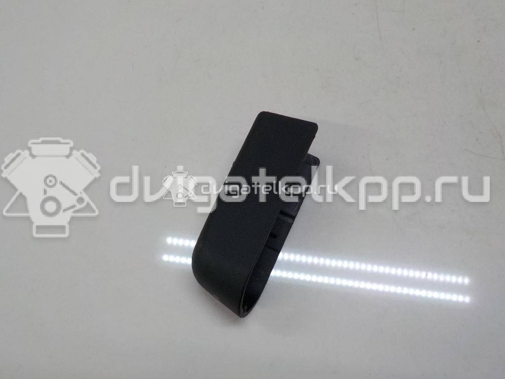 Фото Крышка поводка стеклоочистителя  7701040187 для vaz LADA X-RAY {forloop.counter}}