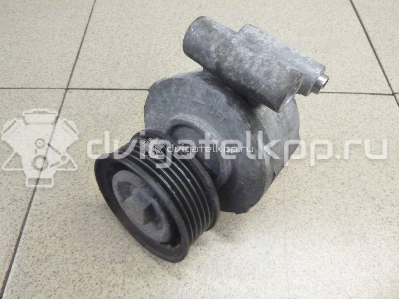 Фото Ролик-натяжитель ручейкового ремня  1315781 для volvo C30 {forloop.counter}}