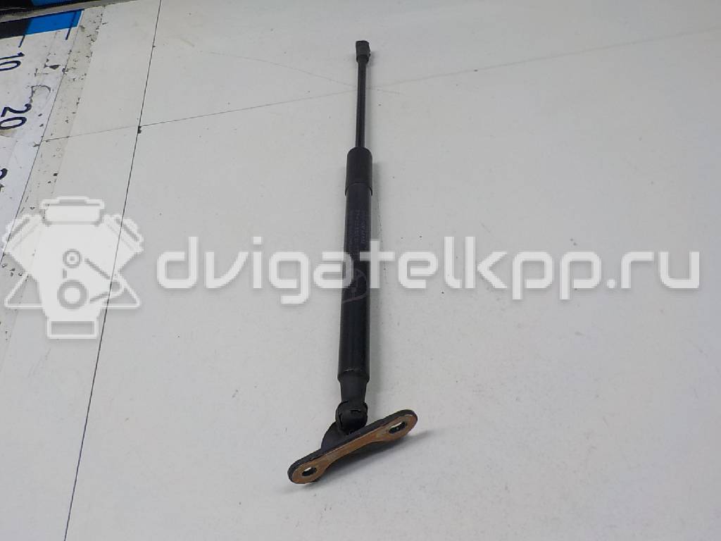 Фото Амортизатор двери багажника  6896002120 для Toyota Auris {forloop.counter}}