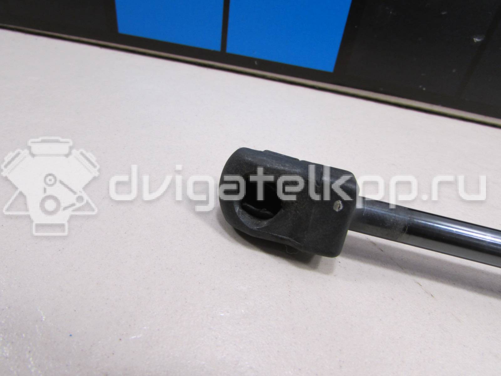 Фото Амортизатор двери багажника  904503VA0A для Nissan Note {forloop.counter}}