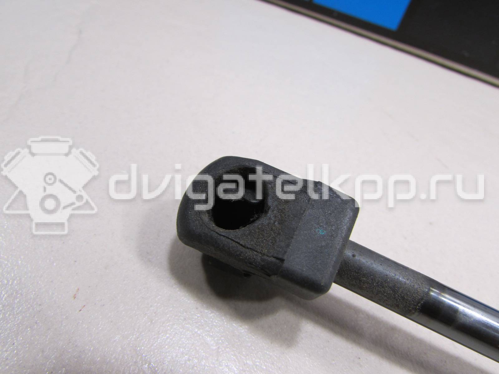 Фото Амортизатор двери багажника  904513VA0A для Nissan Note {forloop.counter}}