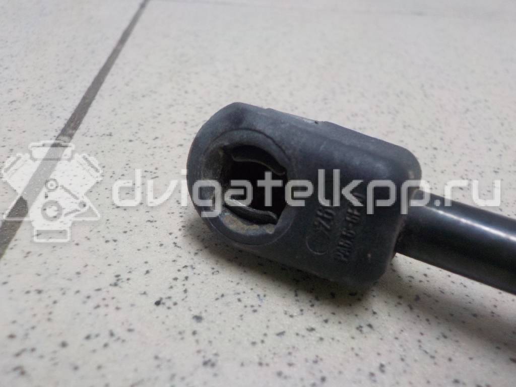 Фото Амортизатор двери багажника  LR002104 для Land Rover Freelander {forloop.counter}}