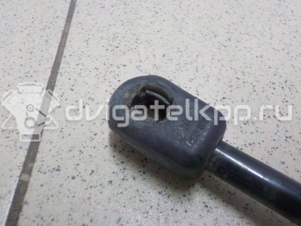 Фото Амортизатор двери багажника  LR002104 для Land Rover Freelander {forloop.counter}}