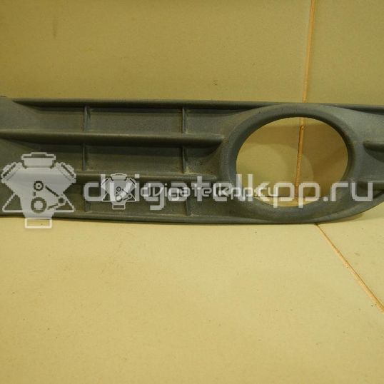 Фото Решетка в бампер правая  30744920 для Volvo V50 Mw / S40