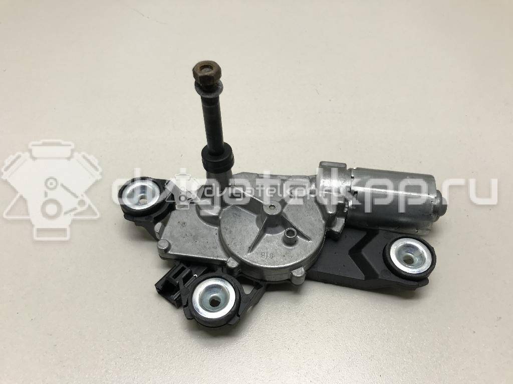 Фото Моторчик стеклоочистителя задний  1689913 для volvo V50 {forloop.counter}}