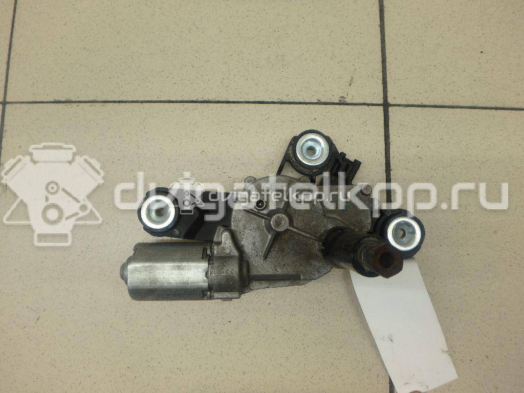 Фото Моторчик стеклоочистителя задний  1689913 для volvo V50 {forloop.counter}}