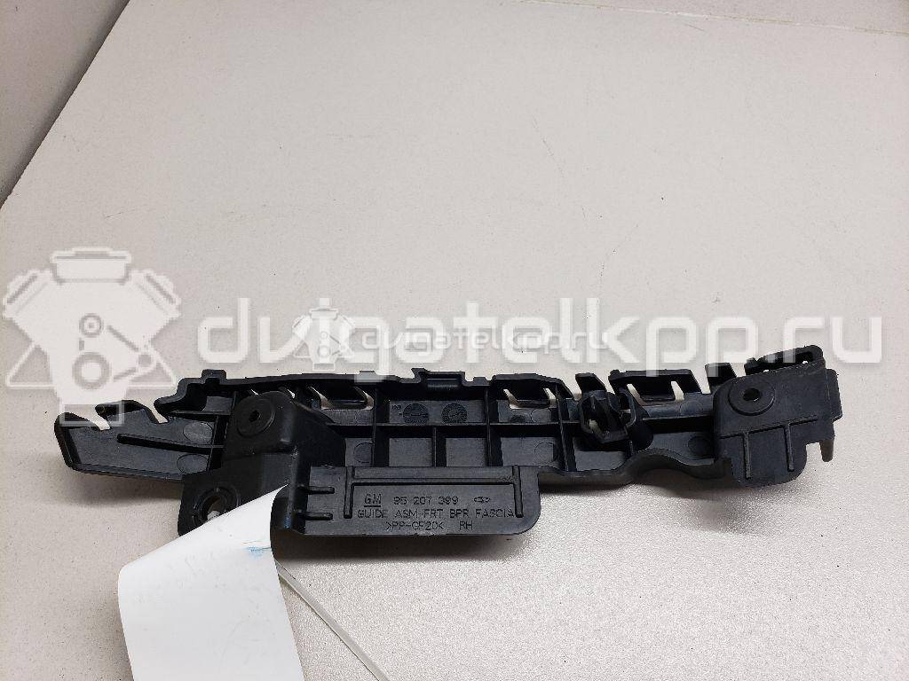 Фото Направляющая переднего бампера правая  95207399 для Chevrolet Cruze {forloop.counter}}