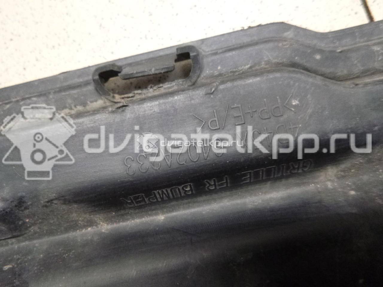 Фото Решетка в бампер центральная  6402a233 для Mitsubishi Outlander {forloop.counter}}