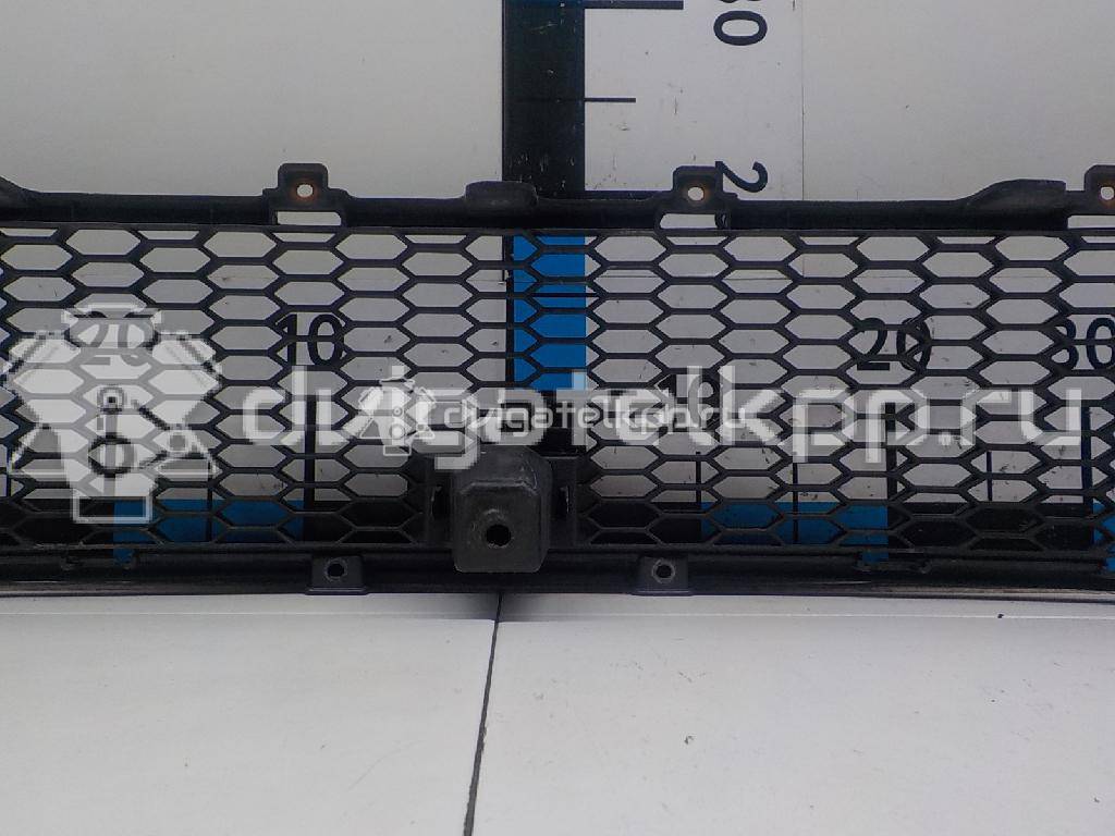 Фото Решетка в бампер  6402A199 для Mitsubishi Outlander {forloop.counter}}