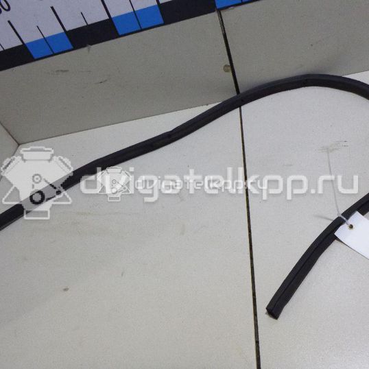 Фото Уплотнитель (наружный)  MN126736 для mitsubishi Lancer (CS/Classic)