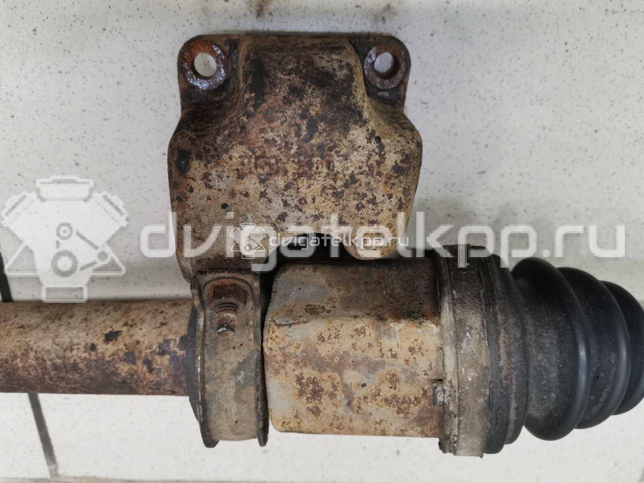 Фото Полуось передняя правая  1686113 для Ford Focus / C-Max {forloop.counter}}