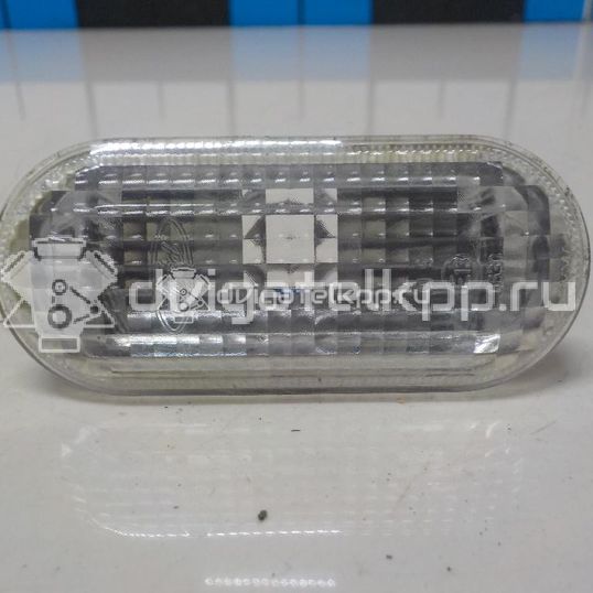 Фото Повторитель на крыло белый  4M5A13K309AA для Ford Fiesta / Focus / C-Max / Fusion Ju