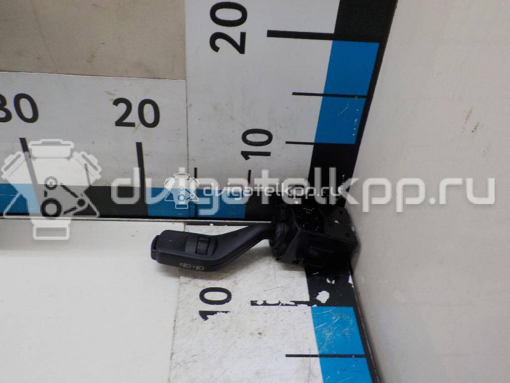 Фото Переключатель поворотов подрулевой  1362588 для Ford Focus {forloop.counter}}