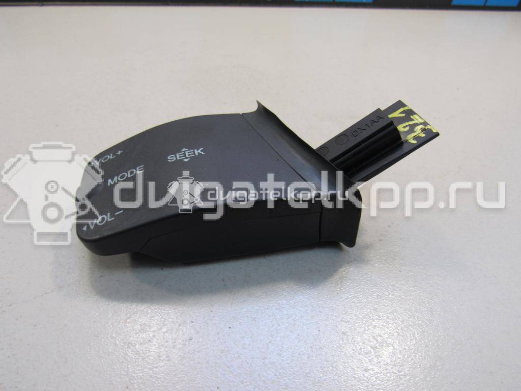 Фото Переключатель подрулевой управления магнитолой  1318961 для Ford Focus / Kuga / Transit / C-Max {forloop.counter}}