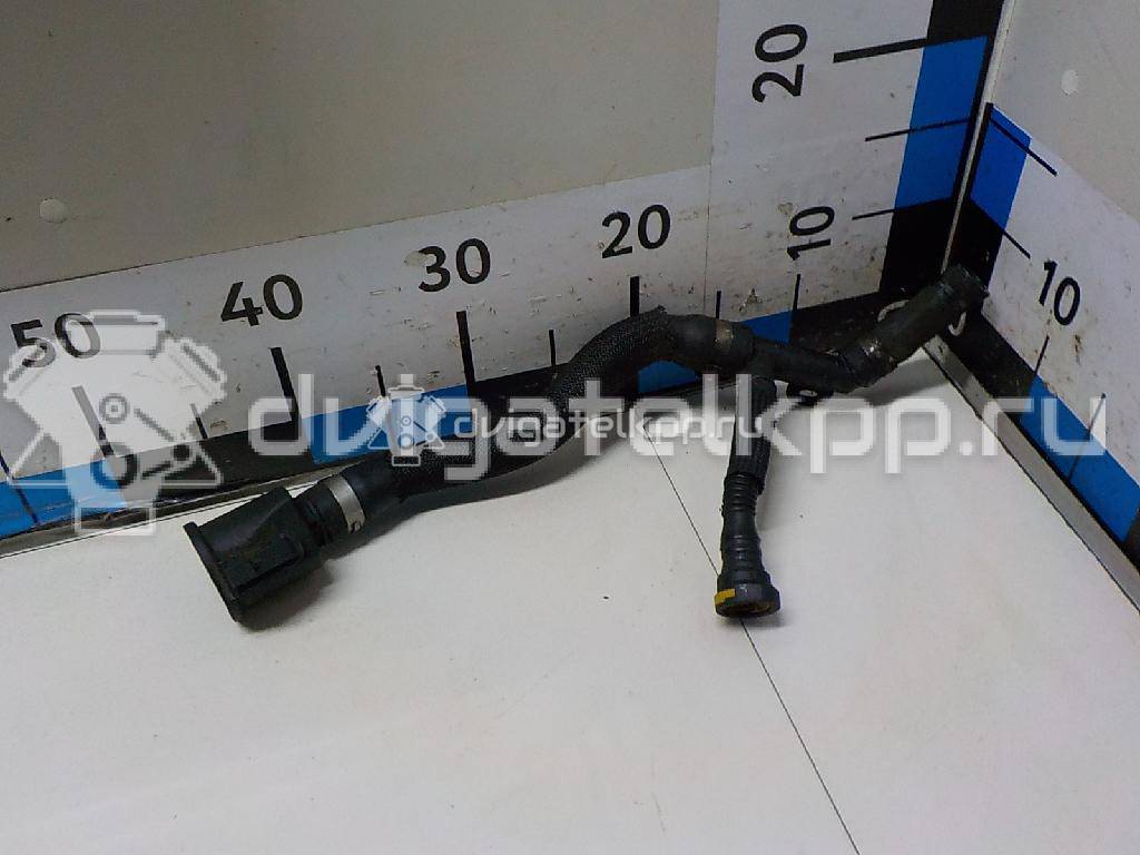 Фото Маслозаливная горловина  1683707 для ford C-MAX {forloop.counter}}