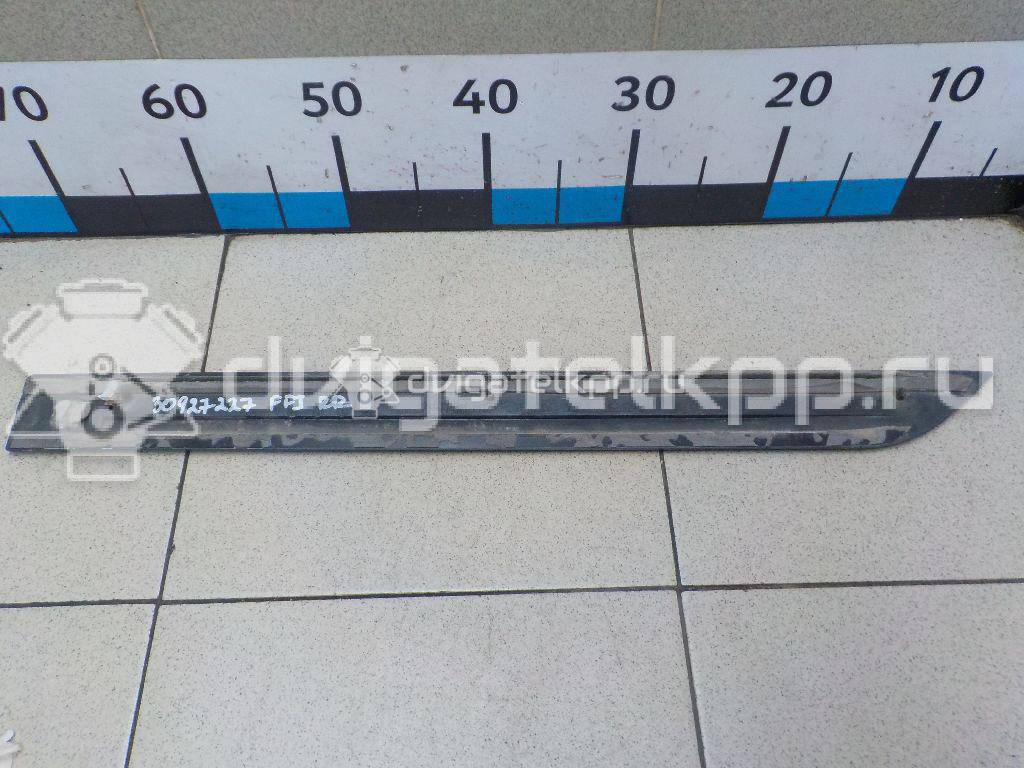 Фото Молдинг задней правой двери  1090850 для Ford Focus {forloop.counter}}