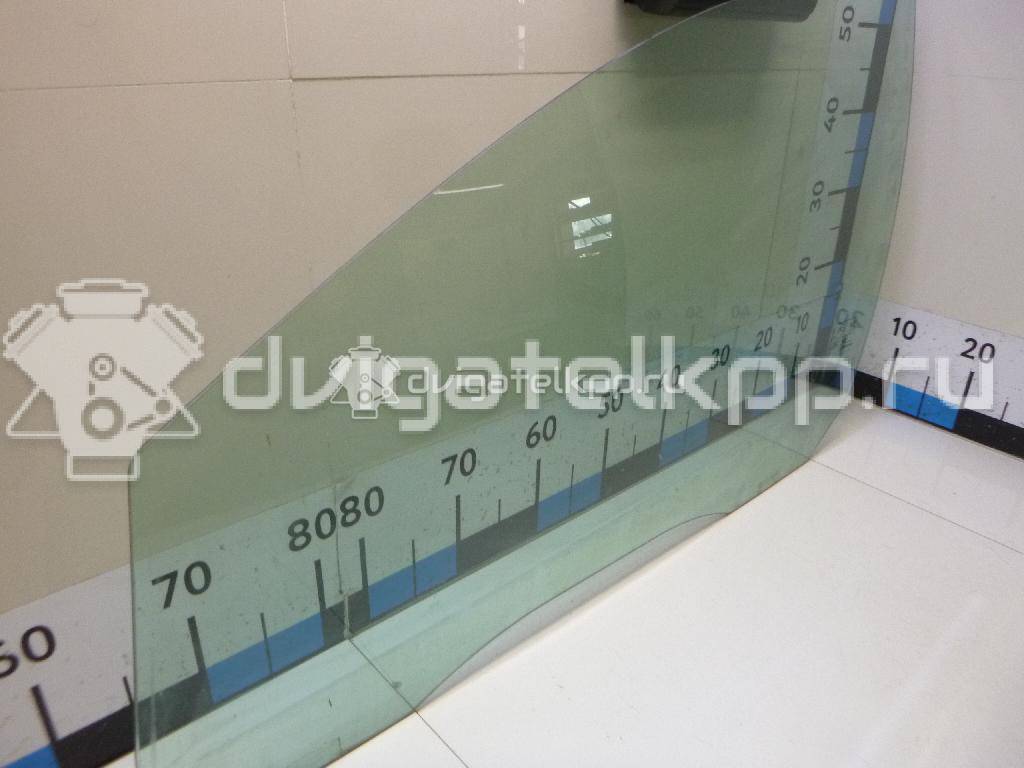 Фото Стекло двери передней левой  1342624 для Ford Focus {forloop.counter}}