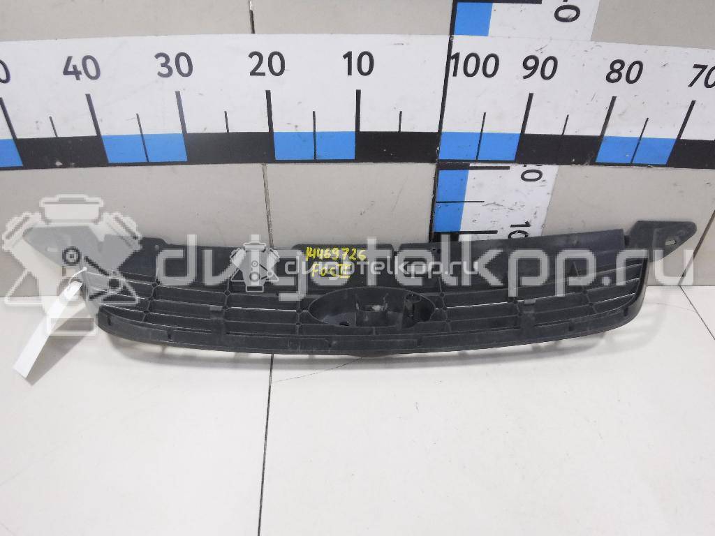 Фото Решетка радиатора  1676410 для Ford Focus {forloop.counter}}