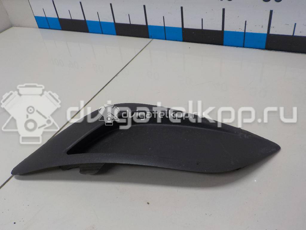 Фото Решетка в бампер правая  8m5119952be для Ford Focus {forloop.counter}}