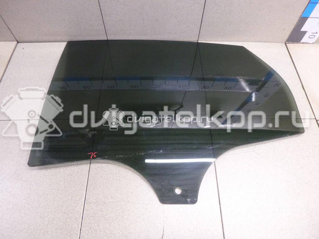 Фото Стекло двери задней левой  1706324 для Ford Focus {forloop.counter}}