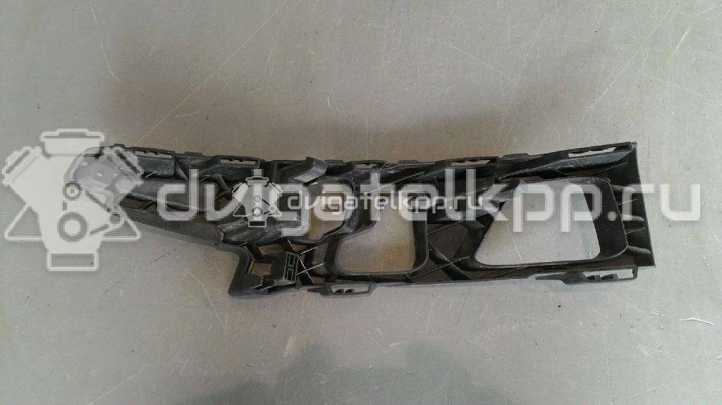 Фото Направляющая переднего бампера правая  1737424 для Ford Mondeo {forloop.counter}}