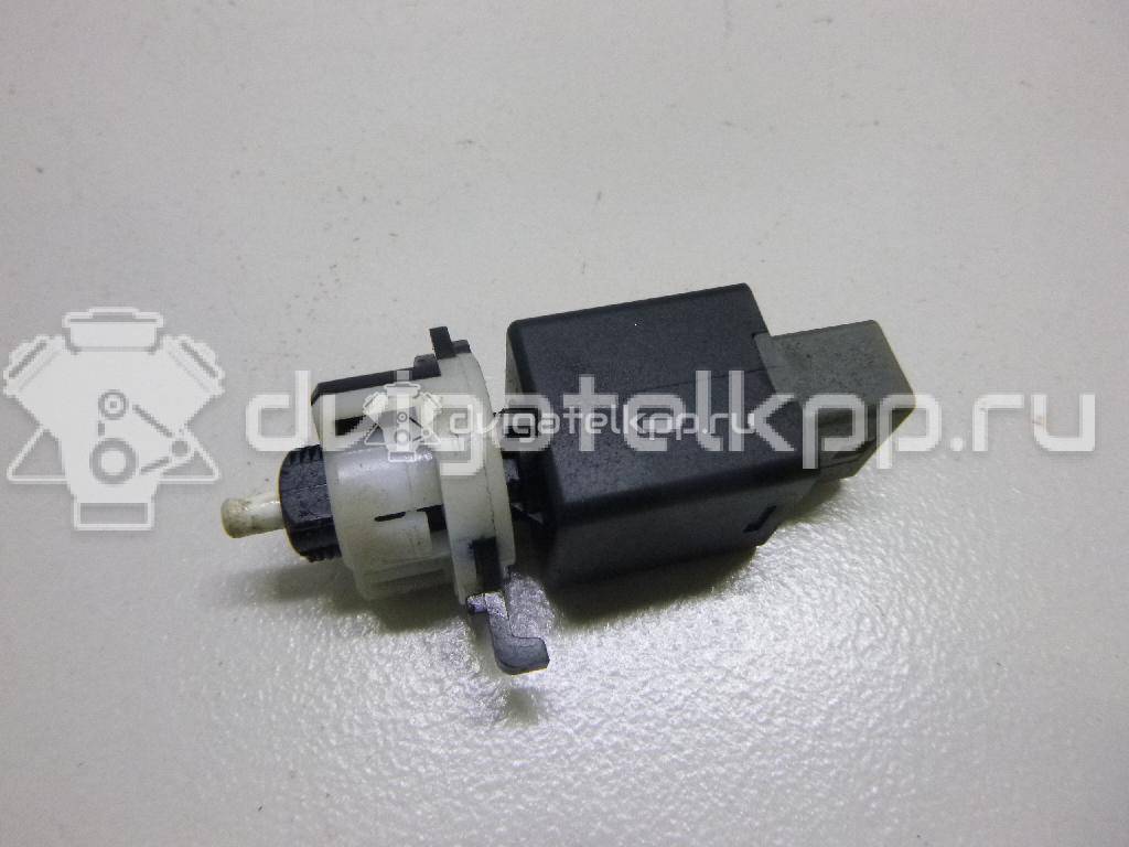 Фото Датчик включения стопсигнала  938103S700 для hyundai Creta {forloop.counter}}