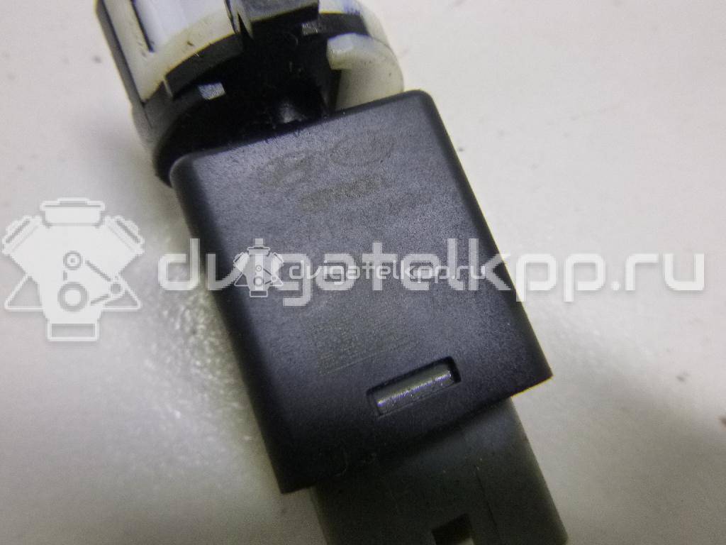 Фото Датчик включения стопсигнала  938103S700 для hyundai Creta {forloop.counter}}