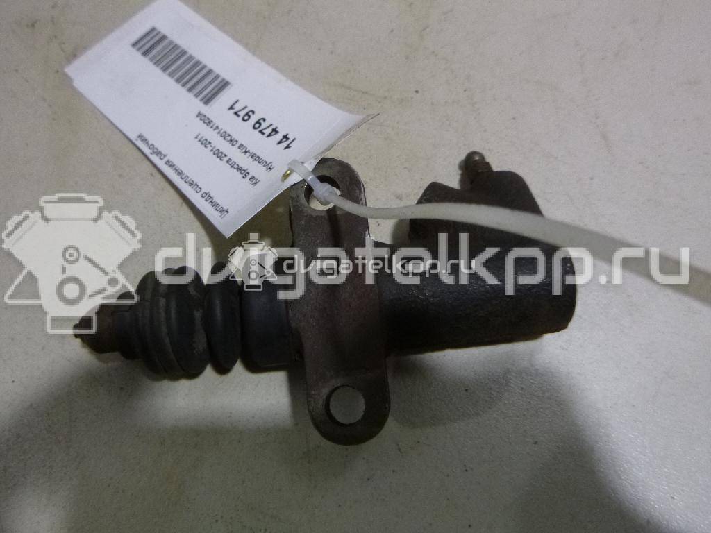 Фото Цилиндр сцепления рабочий  0K20141920A для Kia Shuma Fb / Carens / Sephia Fa {forloop.counter}}