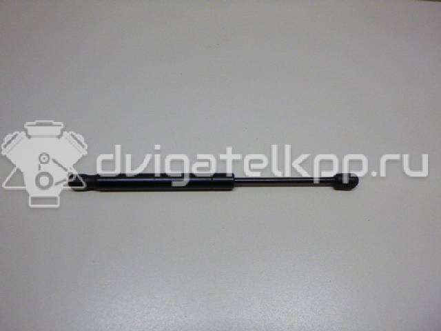 Фото Амортизатор капота  LR001773 для Land Rover Freelander / Range Rover {forloop.counter}}