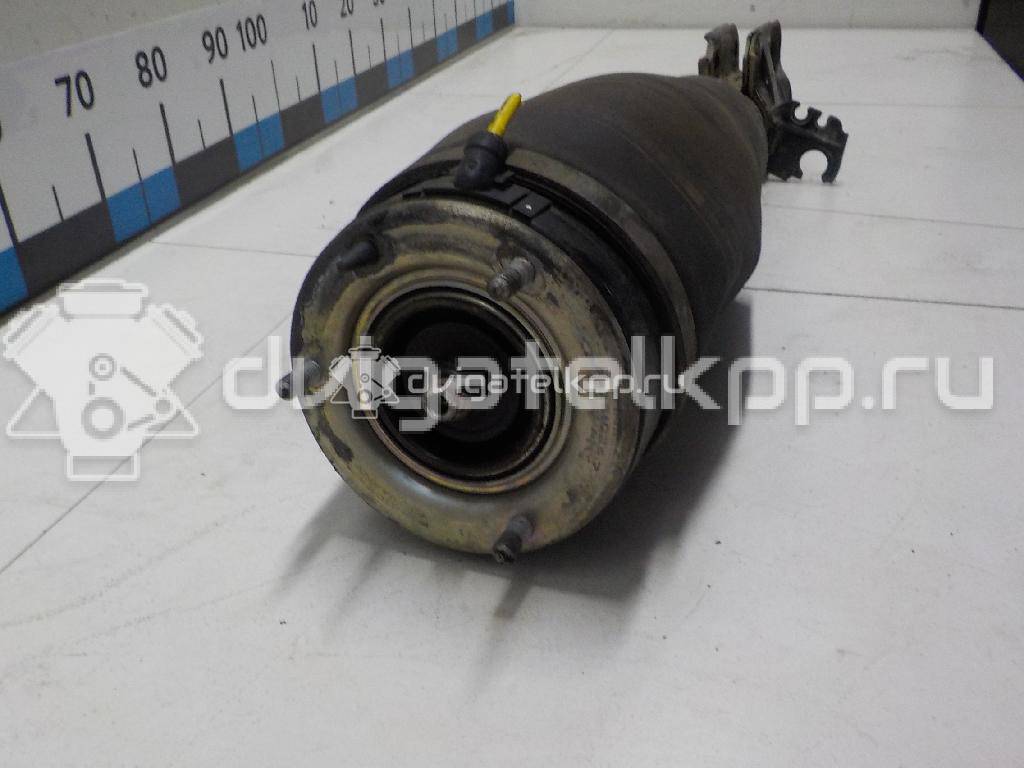 Фото Амортизатор передний правый  RNB000740 для Land Rover Range Rover {forloop.counter}}