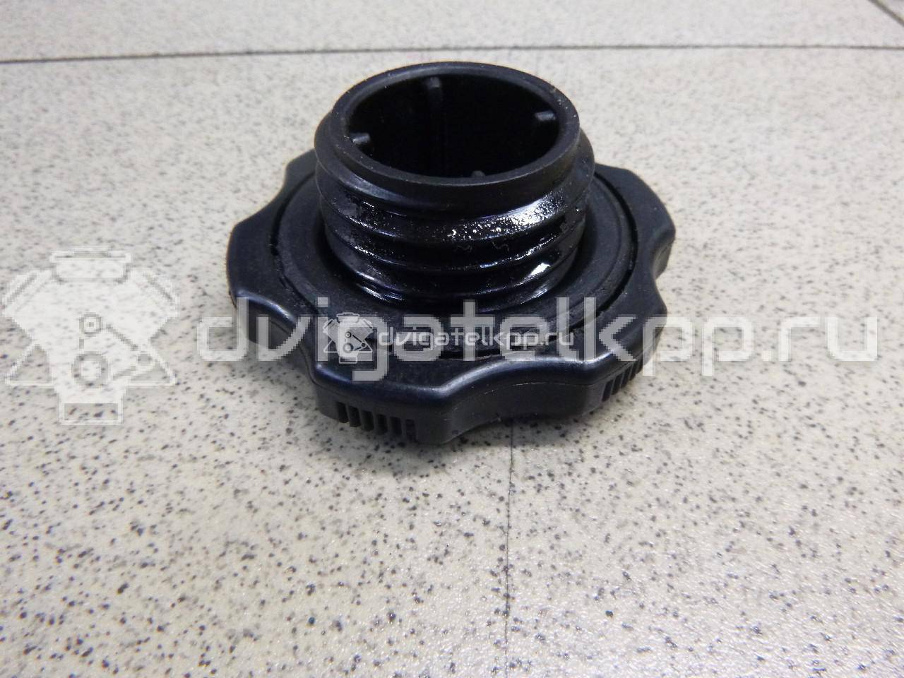 Фото Крышка маслозаливной горловины  045310250A для Ford / Mazda / Mazda (Changan) / Kia {forloop.counter}}