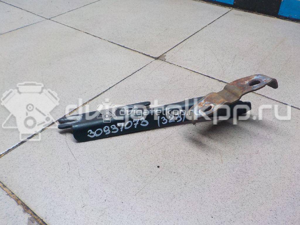 Фото Петля капота правая  B25D52410A для Mazda 323 {forloop.counter}}