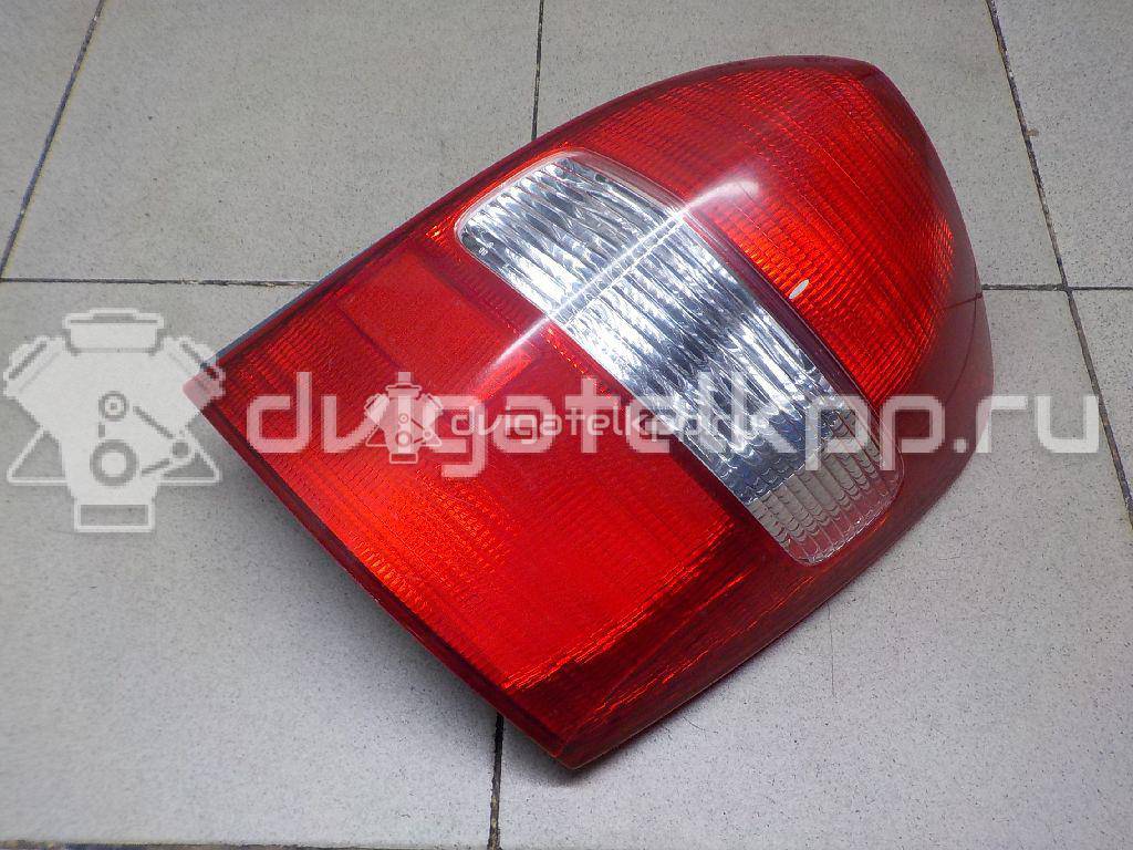 Фото Фонарь задний правый  BJ3E51170C для Mazda 323 {forloop.counter}}
