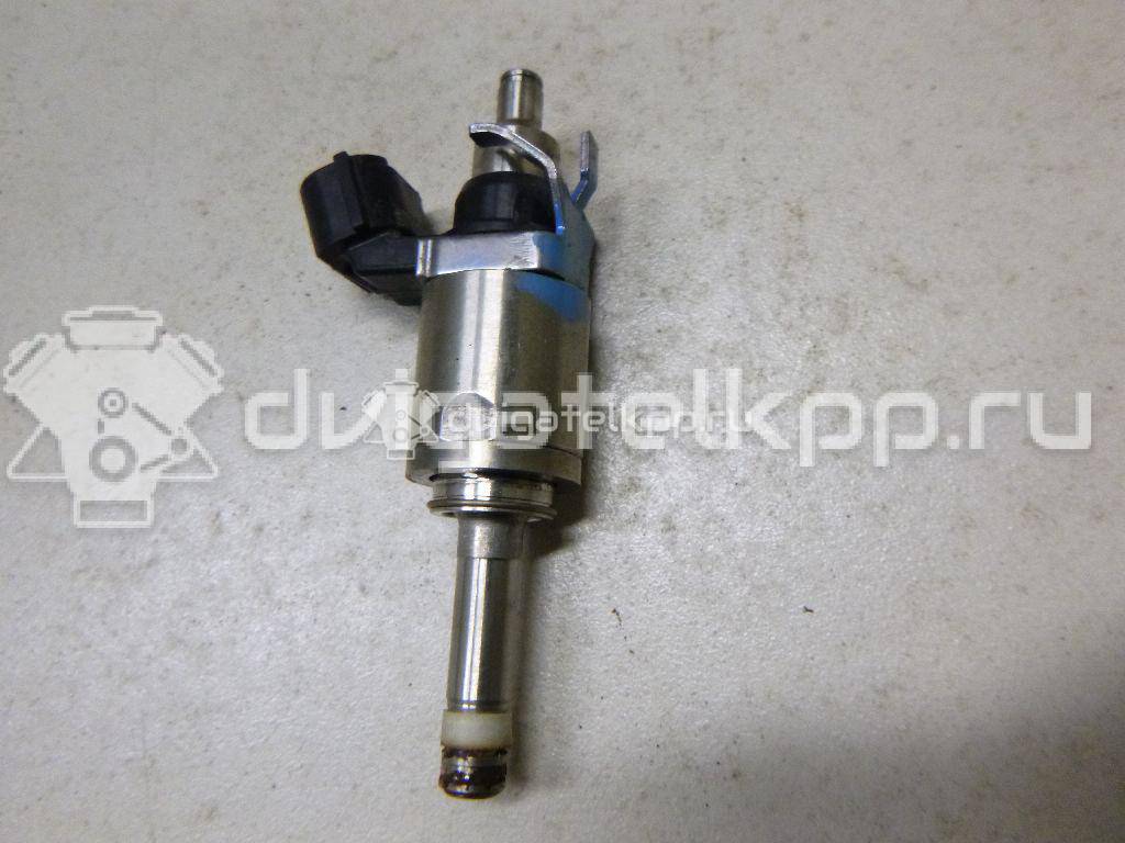 Фото Форсунка инжекторная электрическая  PE0113250B для mazda CX 3 {forloop.counter}}