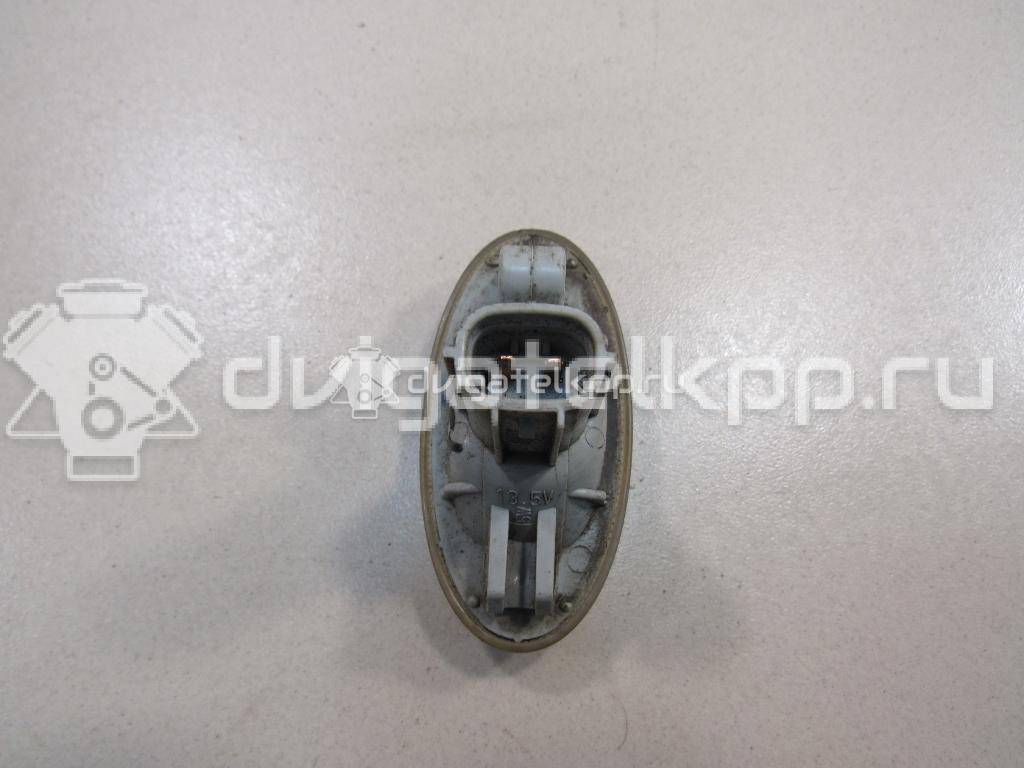 Фото Повторитель на крыло белый  GJ6A51120C для Mazda Mpv / Bt-50 Cd, Un / Bt-50 / 6 / 3 {forloop.counter}}