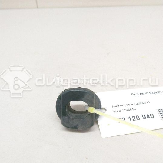 Фото Подушка радиатора  1235848 для mazda Mazda 3 (BK)